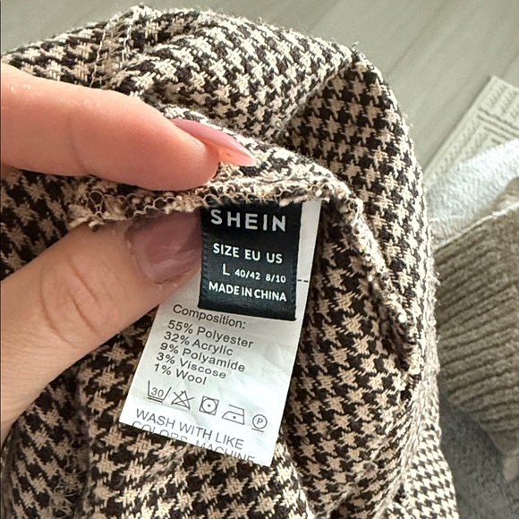 SHEIN mini Skirt Houndstooth - Picture 6 of 6